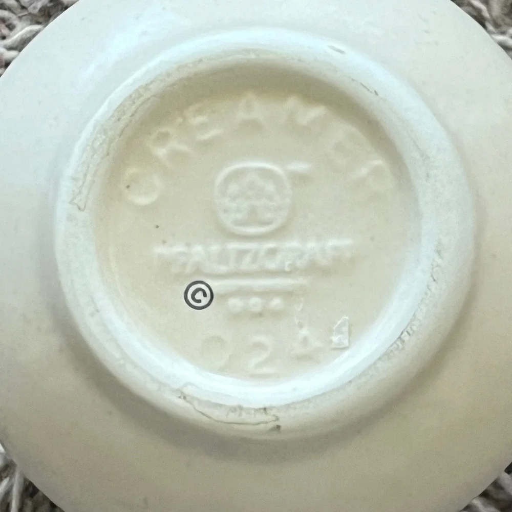 Pfaltzgraff‎ Vintage Remembrance Creamer Pitcher Vase Stoneware Floral